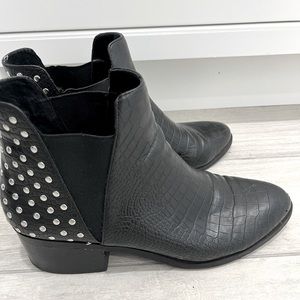 Steve Madden Booties